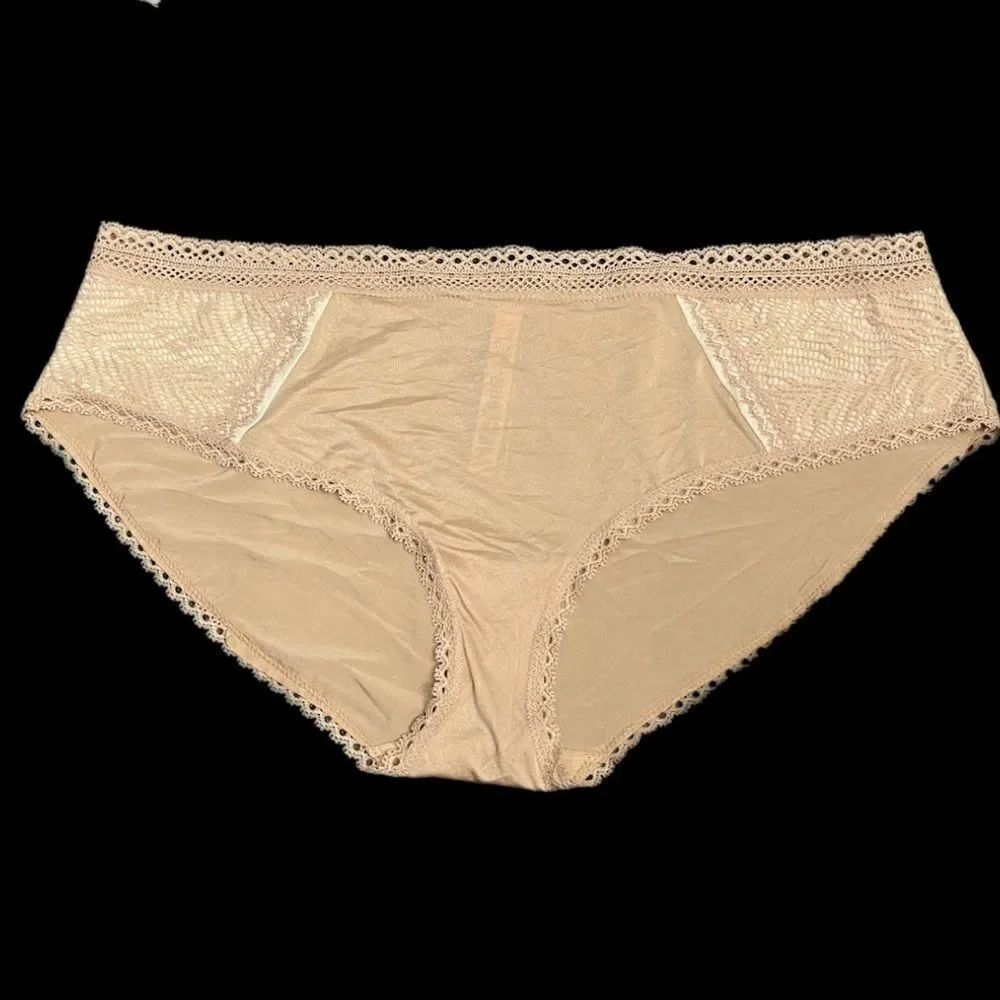 Victorias Secret Body Supersoft Satiny Lace mesh detail Hiphugger hipster panty